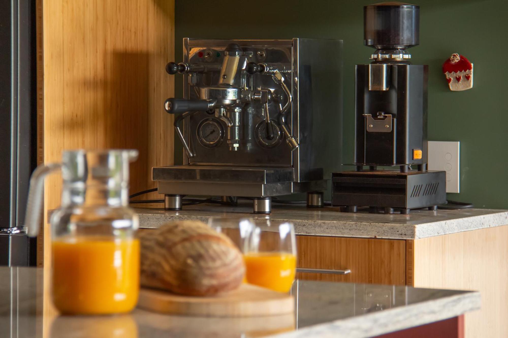 غريتاون Woodside Bed And Breakfast المظهر الخارجي الصورة